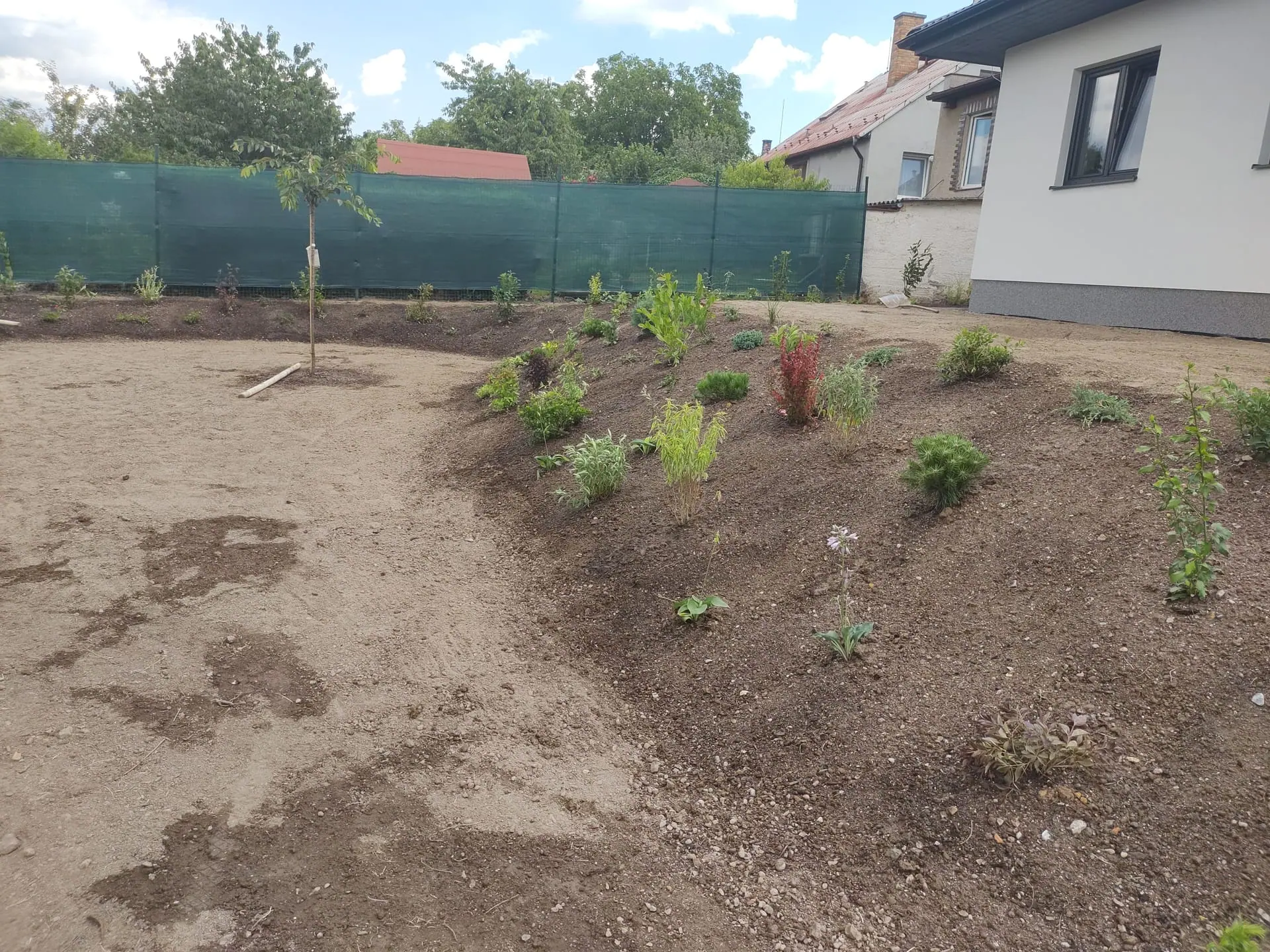 Realizace zahrady, Plzeň Vochov — fotografie 6